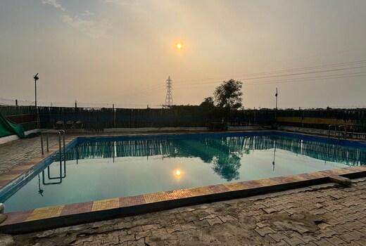 Walias Croft 3 Private rooms Pool City break