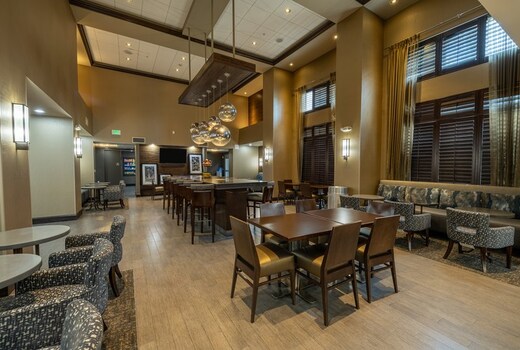 Hampton Inn & Suites by Hilton Greensboro/Coliseum Area