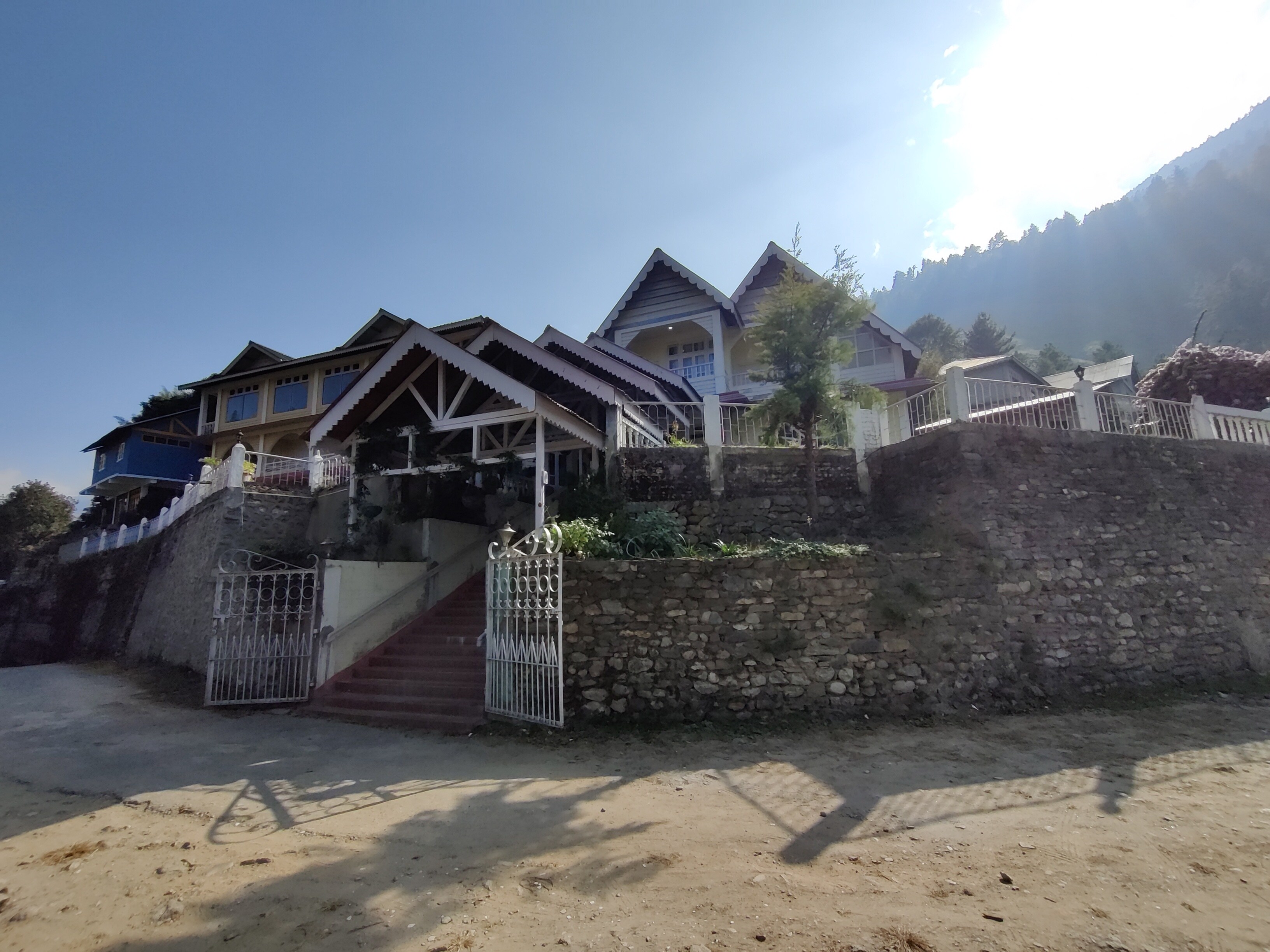 Pemaling Lords Inn Dirang