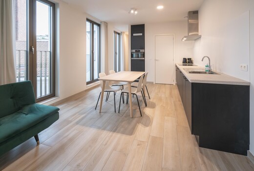 City Rhythm Abode for 10 in Antwerp