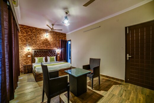 Sahastradhara River Resort ( 9 River Resort )