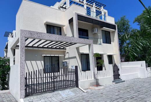 Elegant 3BHK Luxurious Villa