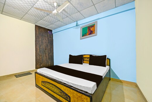 Hotel O Dazzle Inn Prime