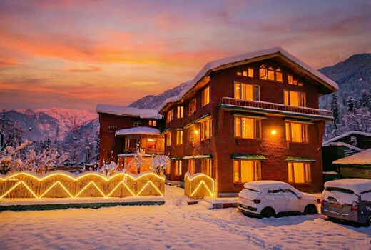 Hotel Highlands Main Market