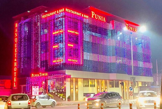 Hotel Punia Tower