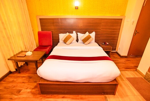 Hotel Holiday Regency