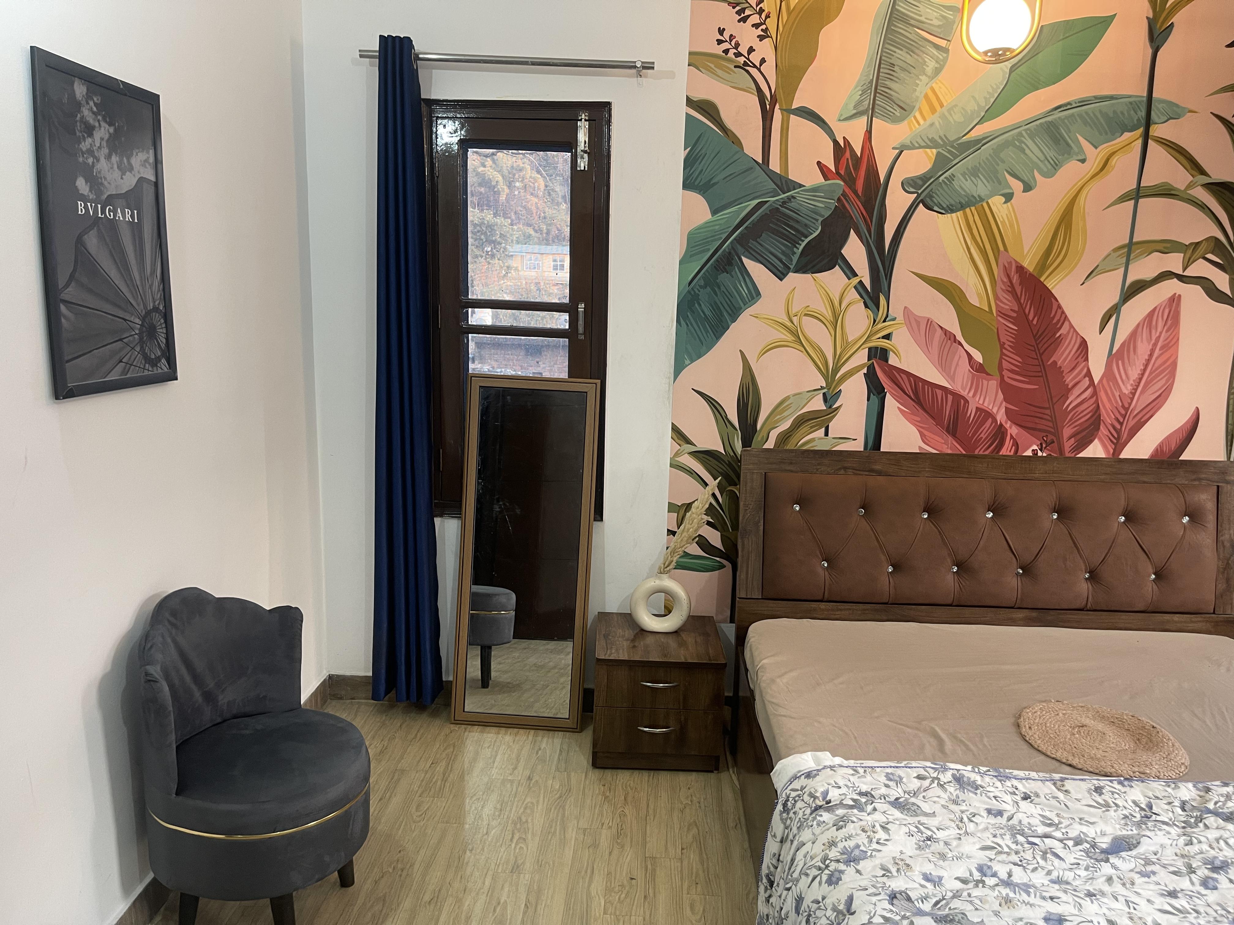 Spacious 3BR Serviced Apartment near Pacific Mall