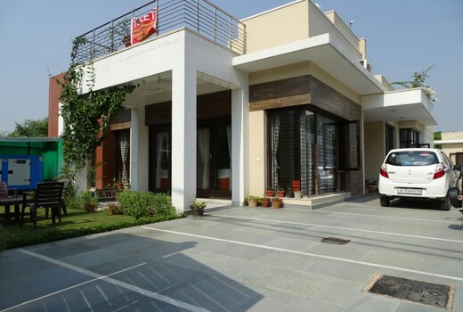 Tapovan BnB | Near India Expo Centre