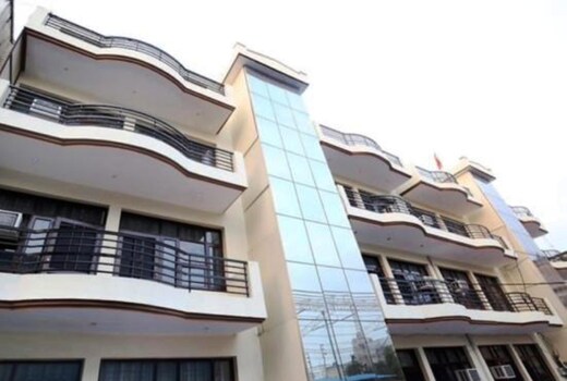 Gaurav resort & apartments