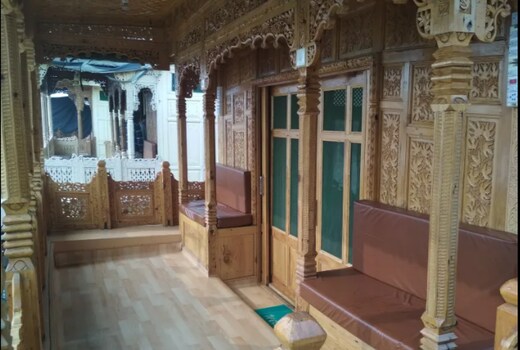Fazil Houseboat