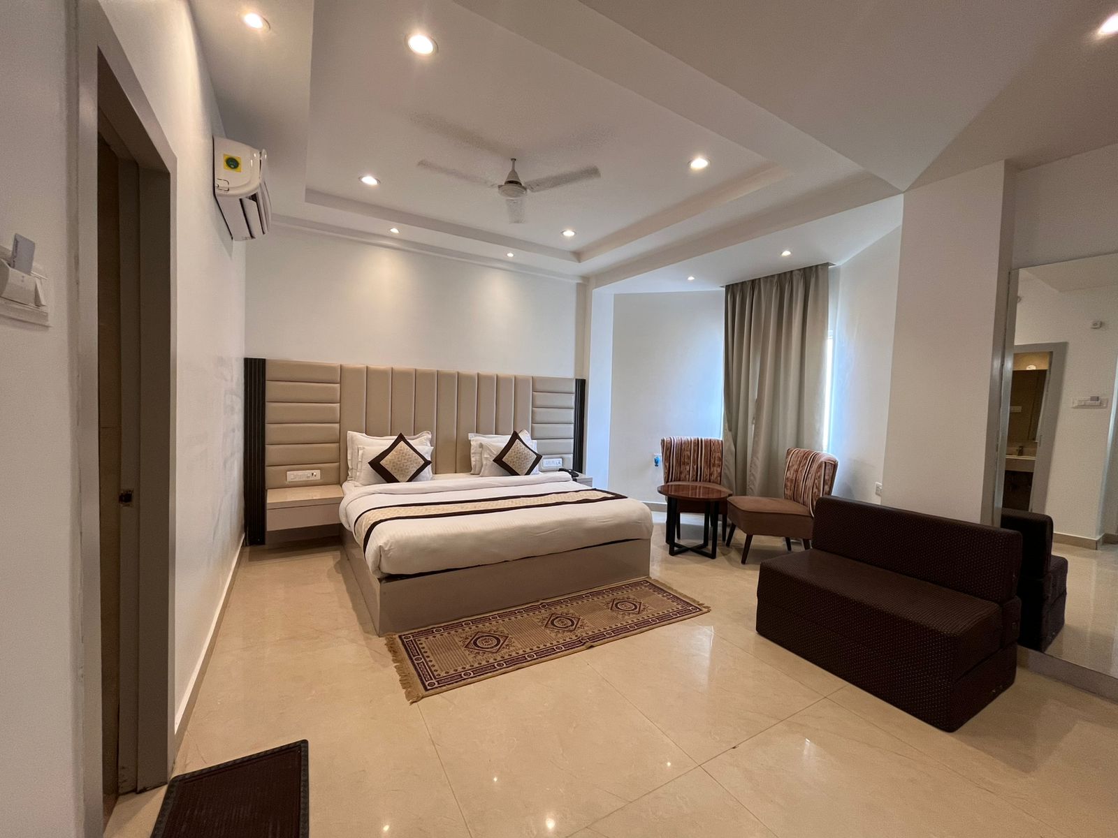 Hotel President