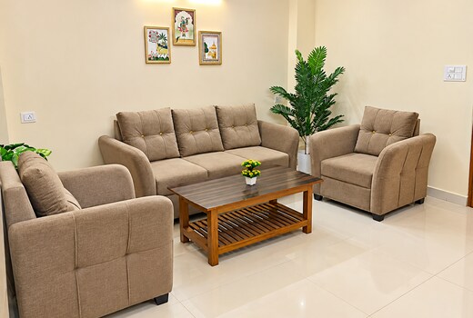 Khanna Villa | 2BHK Apartment | 2kms to Kashi Vishwanath