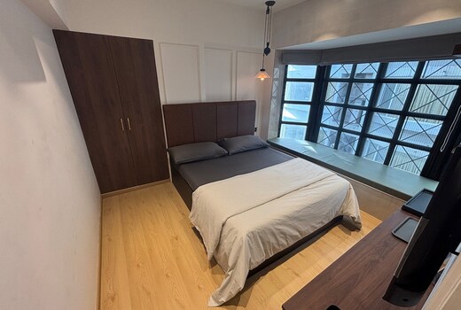 Compact Boutique studio in Bandra off Pali Hill