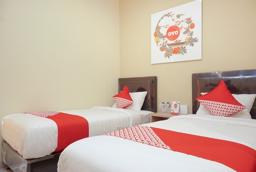 Hotel O DeHome Family