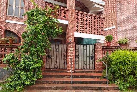 Brick's Villa
