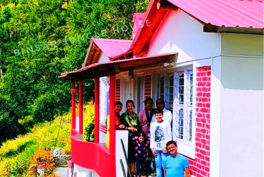 Binsar Jungle House