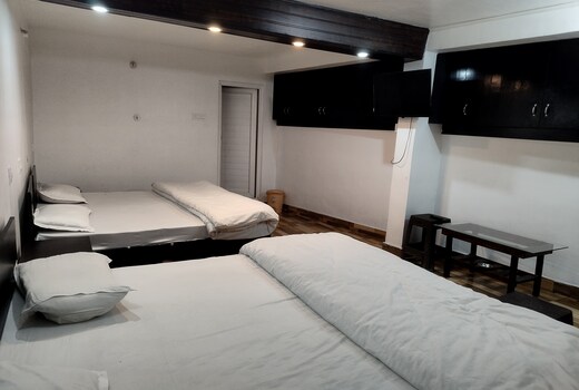 Shri Kachi Dham Home Stay