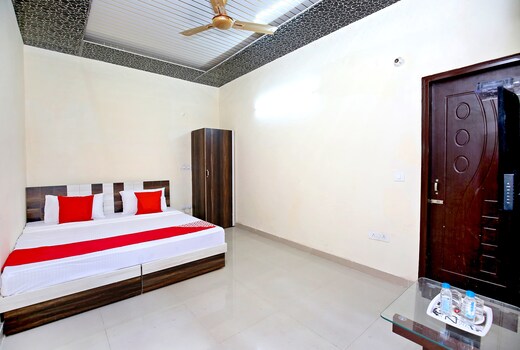 OYO Hotel Hc King