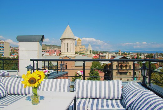 Bricks Hotel