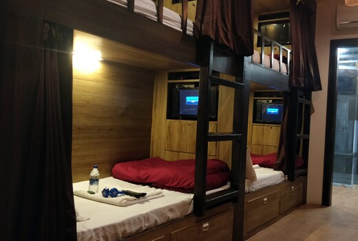 HILAL DORMITORY MUMBAI