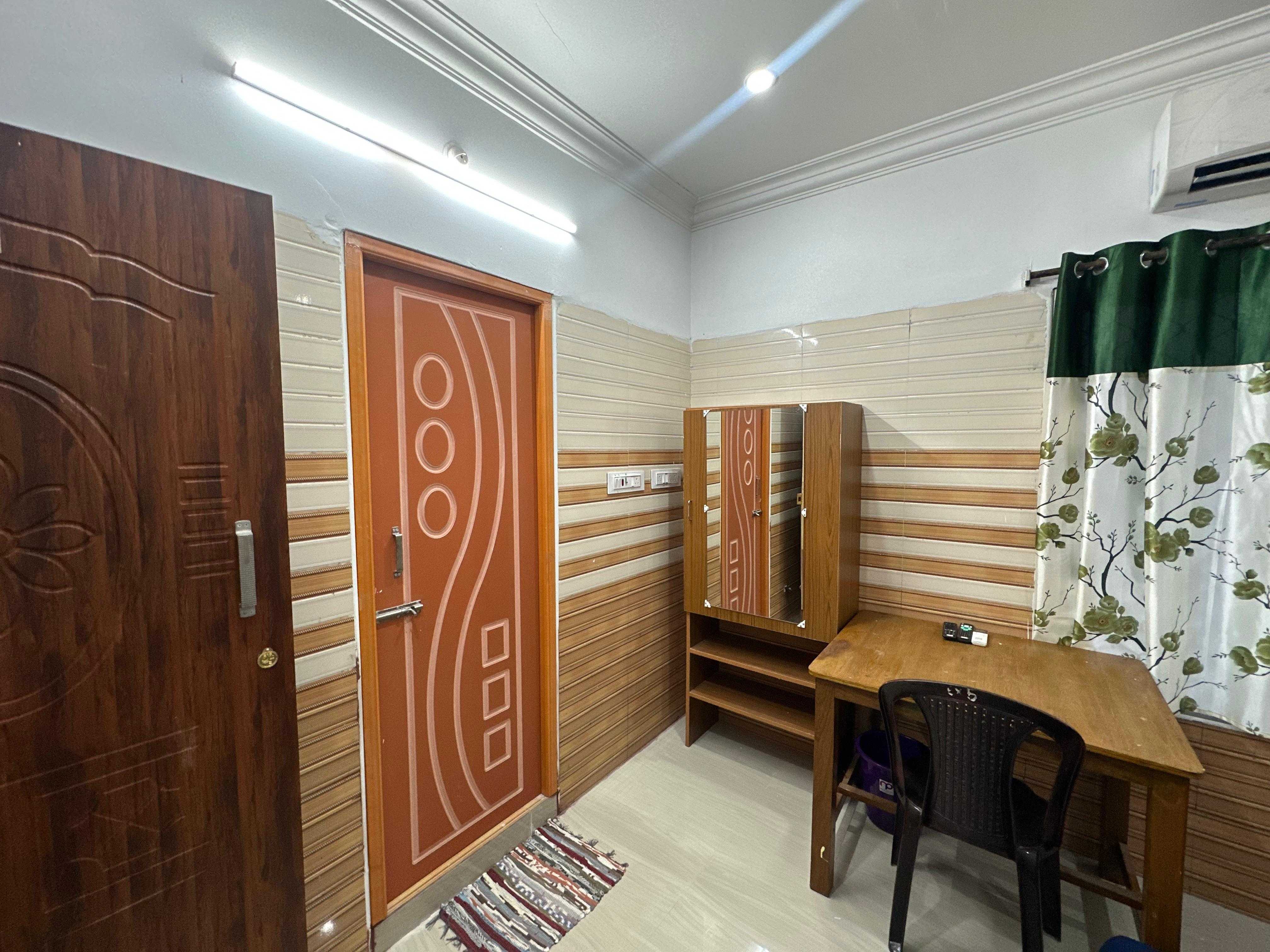 POP 84288E Sealara Villa