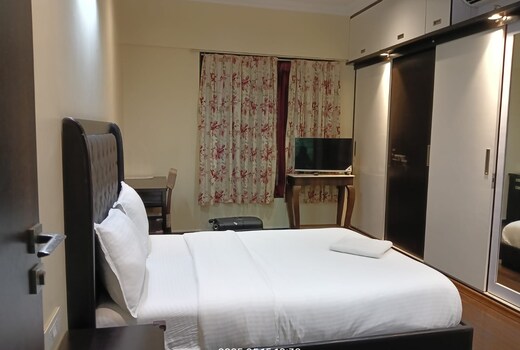 Balaji apartment 1 crystal bay Kalyani Nagar