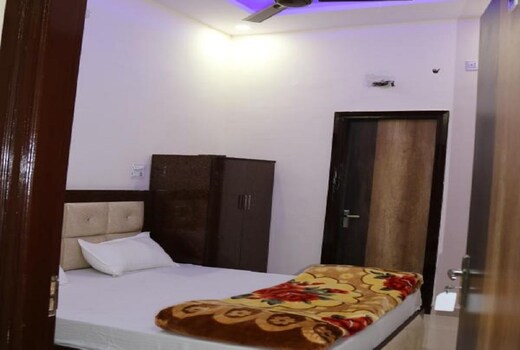 Hotel Pie
