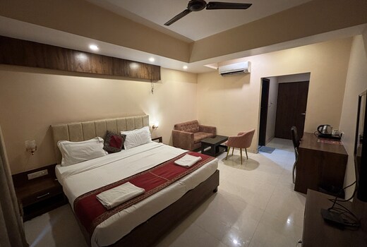 Hotel Rudrakash