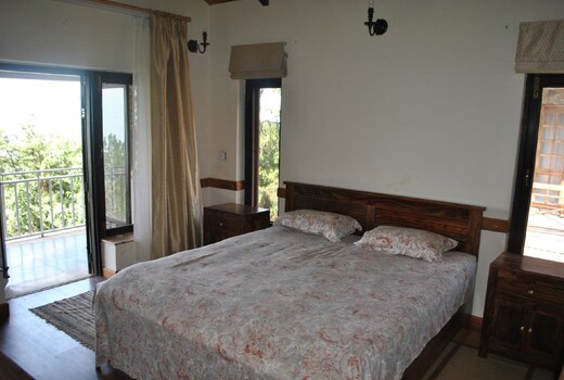 The Himalayan Lodge | Entire 3 BHK Cottage
