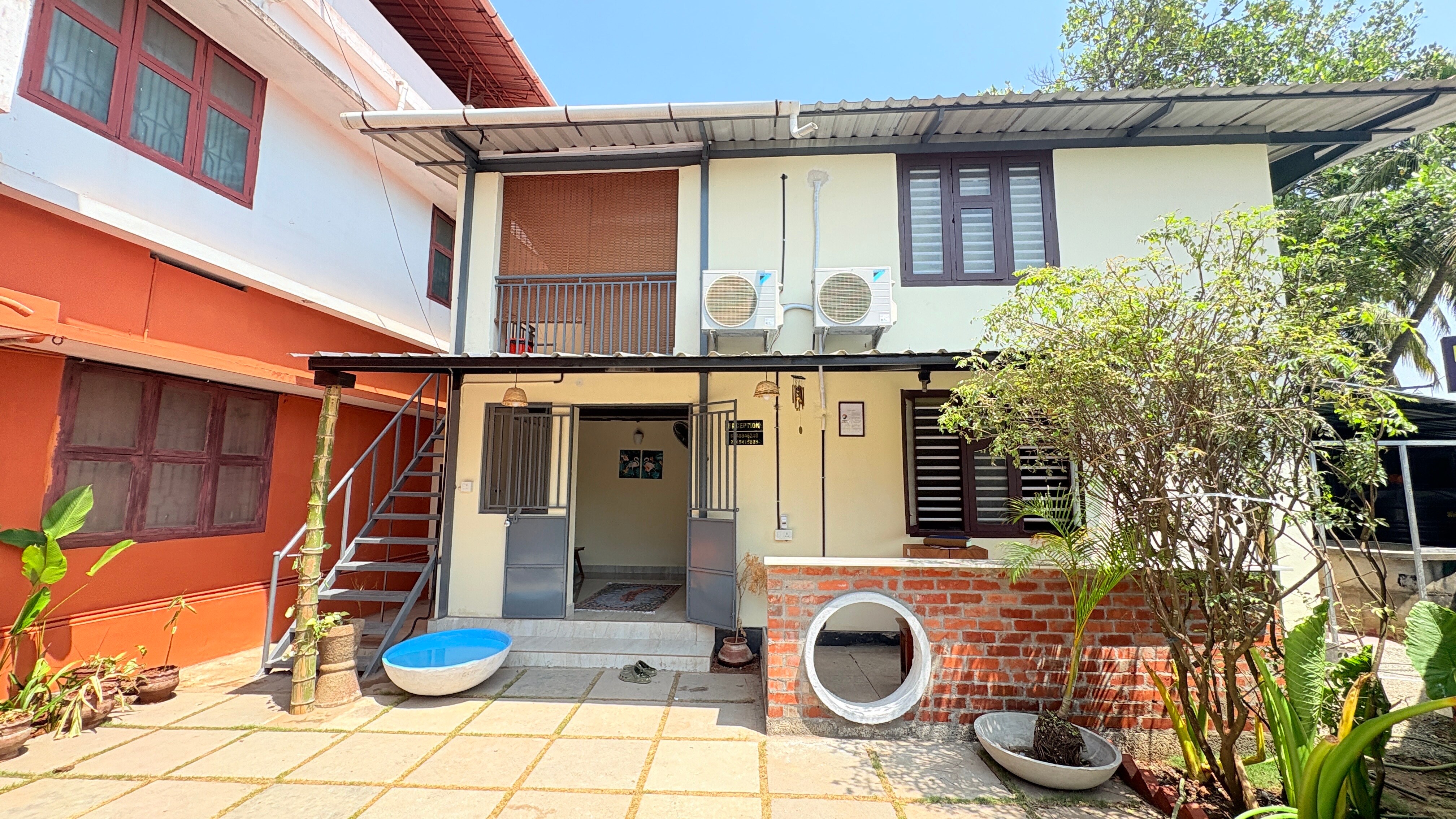 Tropical By Tokyo Dorms