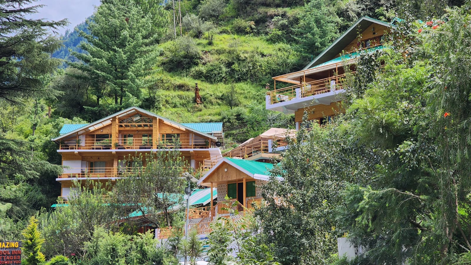 Amazing Kasol Inn Cottages