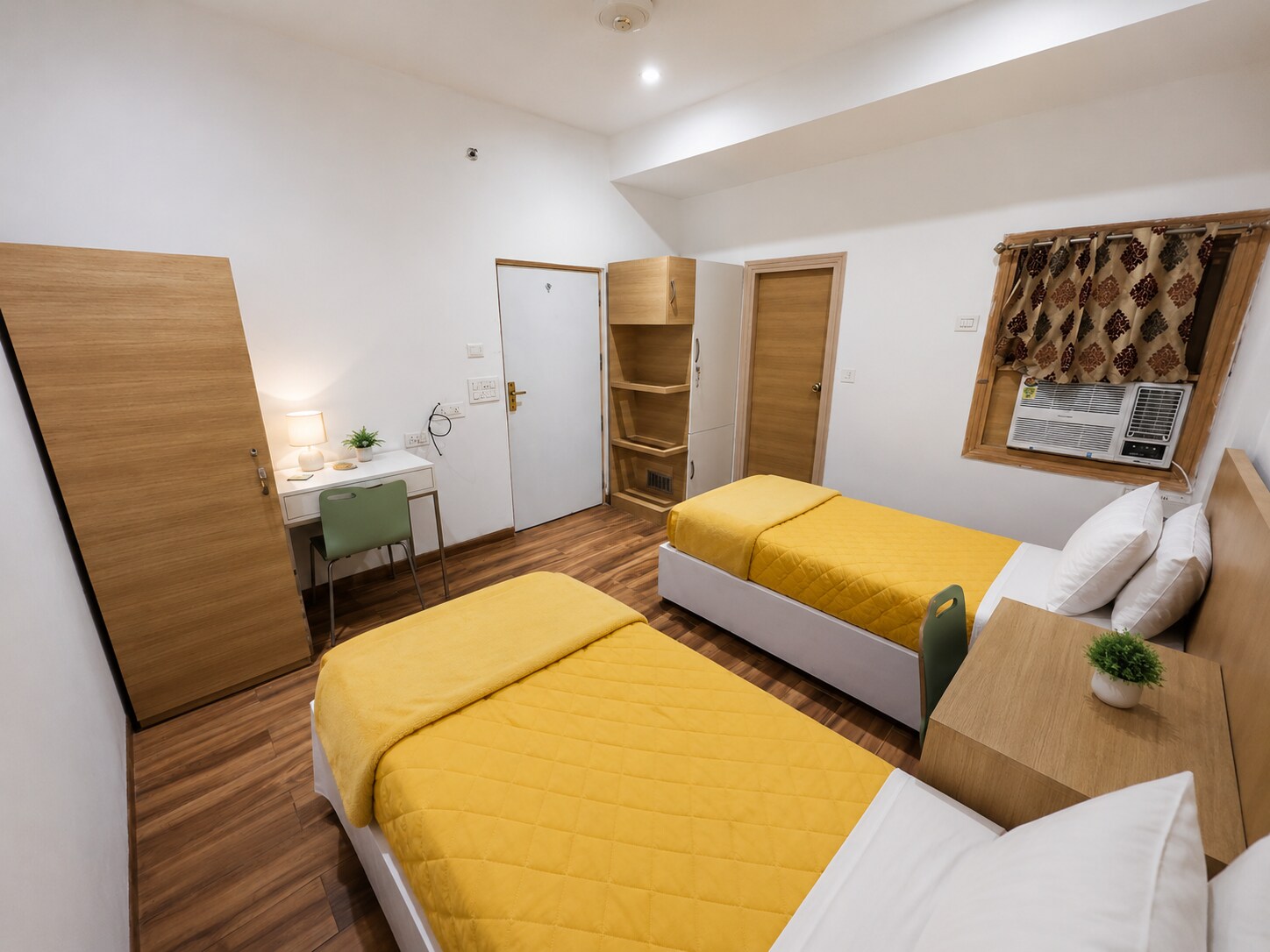 Flexibay Boys Hostel Noida