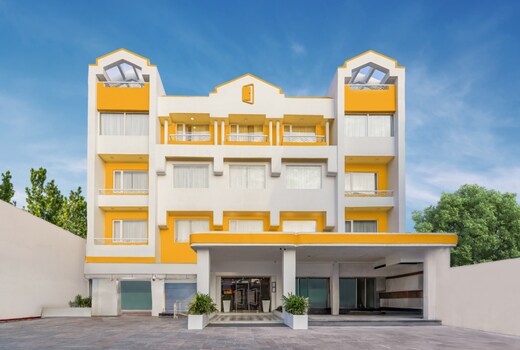 Bloom Hotel Katra