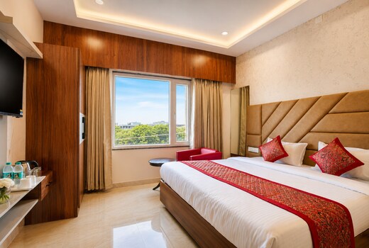 HOTEL PRIDE & RESTAURANT