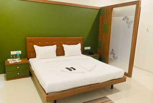 Hotel YUVRAJ