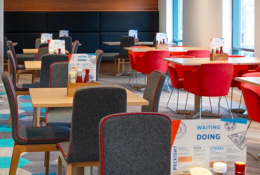 Holiday Inn Express STEVENAGE