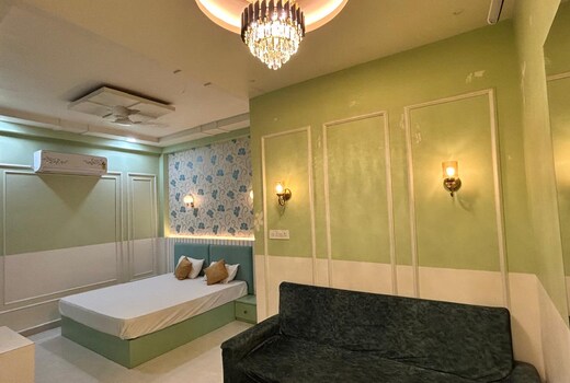 Hotel Shivngan