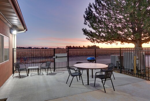 Holiday Inn Express Scottsbluff - Gering