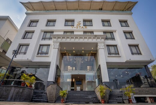Hotel V Star
