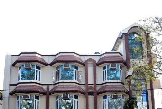 Hotel Krishna Towers