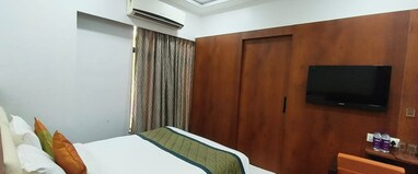 Hotel Center Point