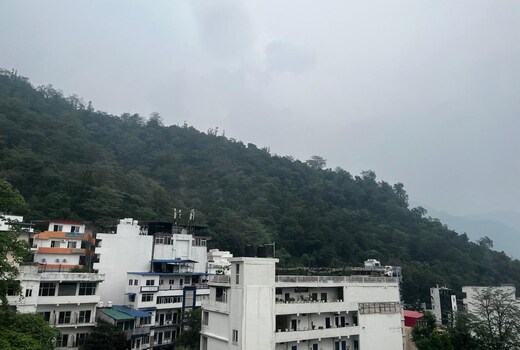 Akshat Homestay