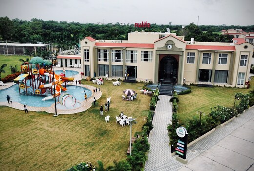 NULIFE RESORT