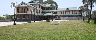 Hotel Som Kunj Circuit House