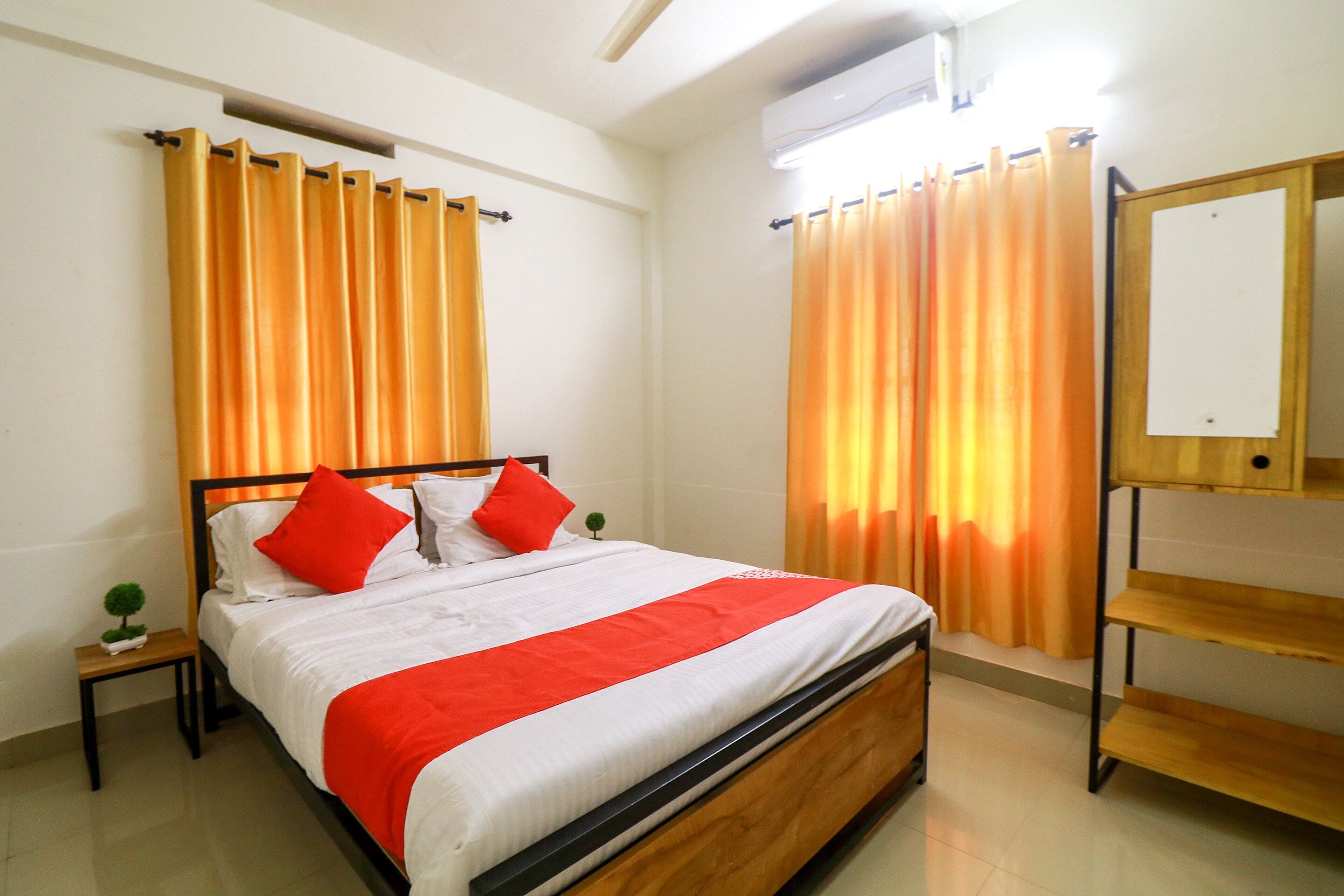 OYO Delma Residency