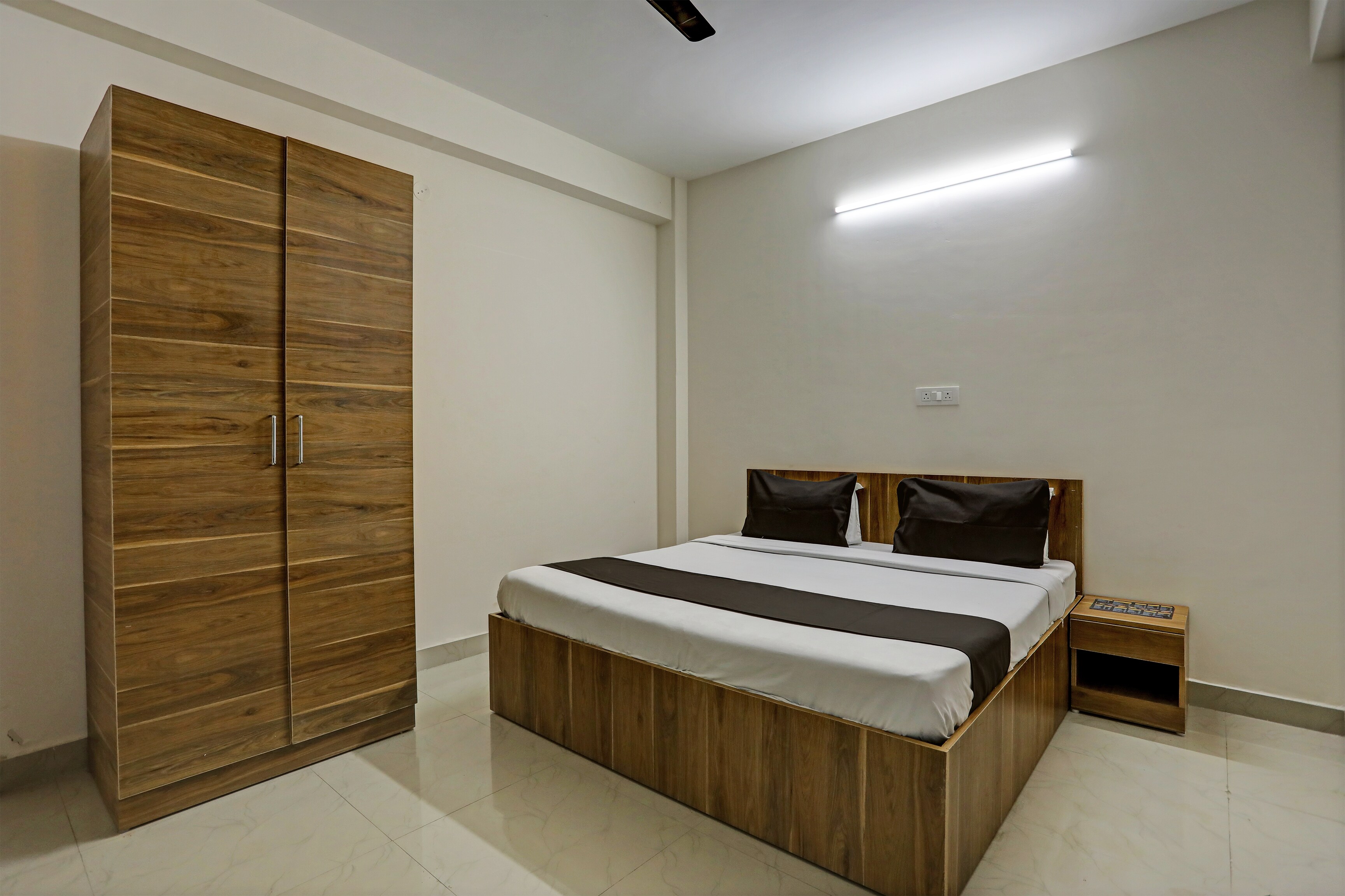 Hotel O Metaguest Premium