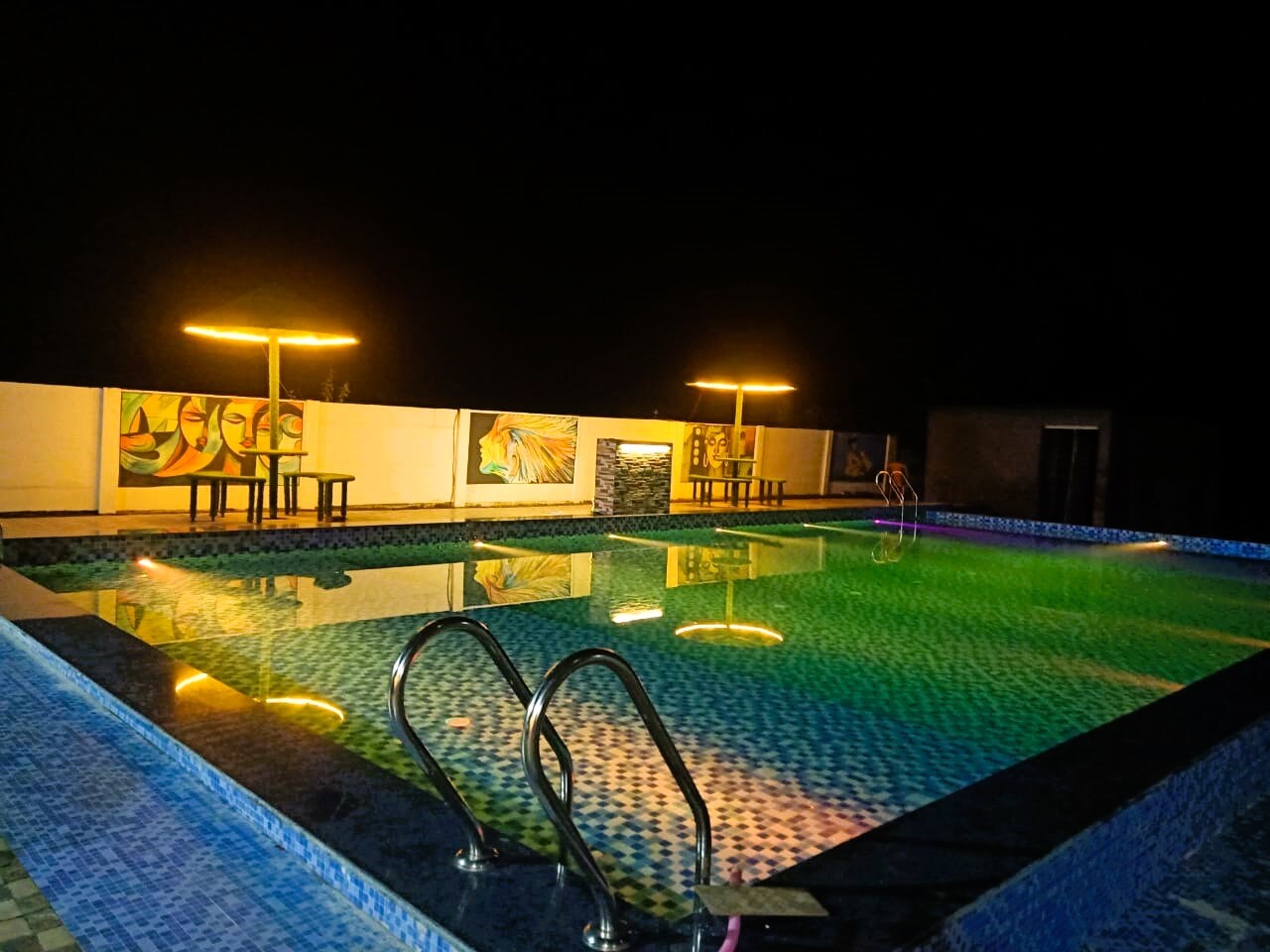 Resort Atmosphere