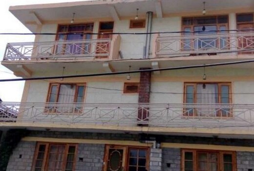 HOTEL PARKASHA
