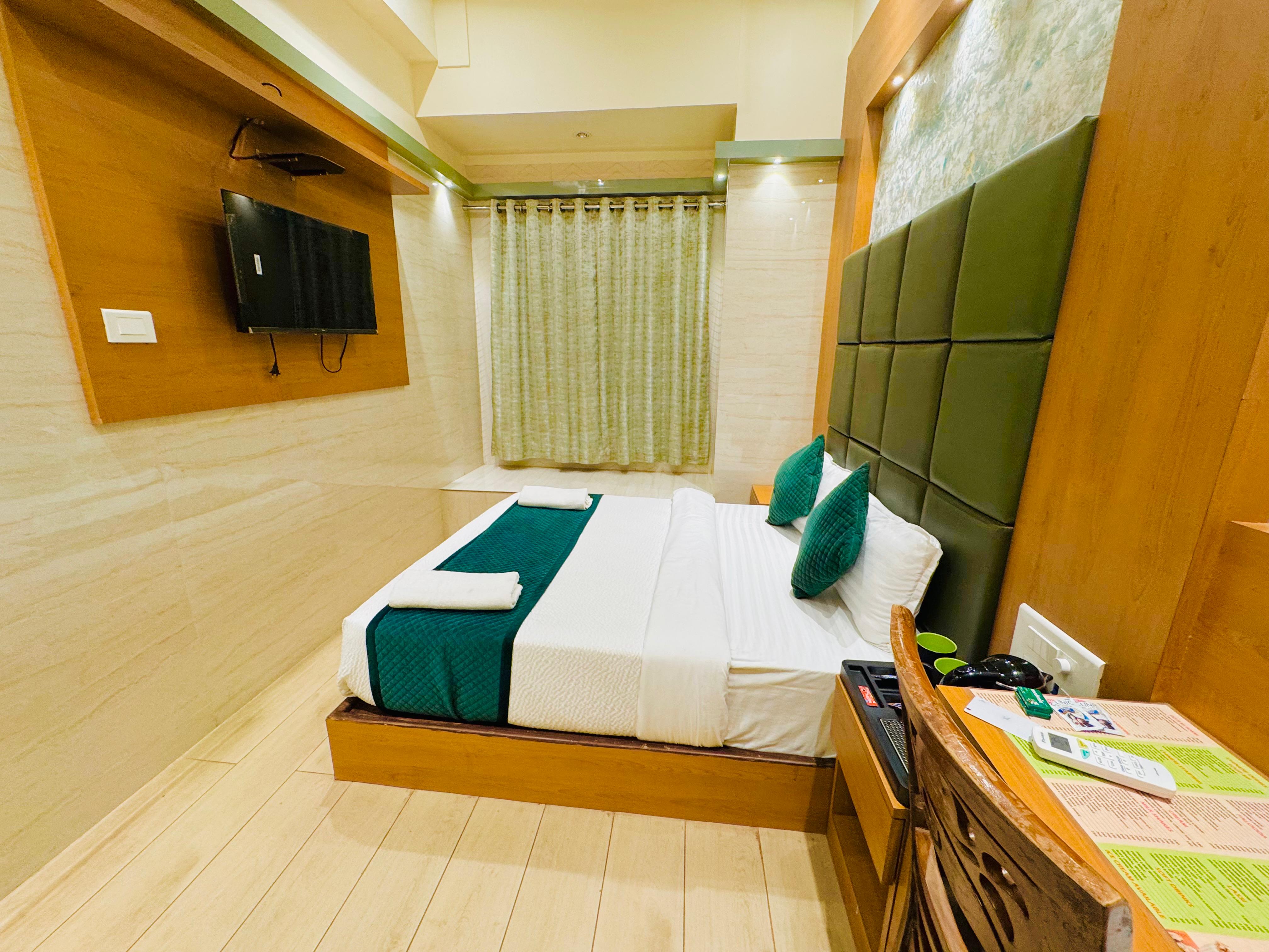 HOTEL BKC MAJESTIC
