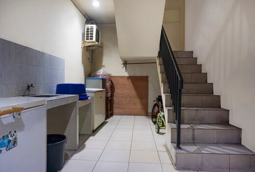 Hotel O Royani Residence